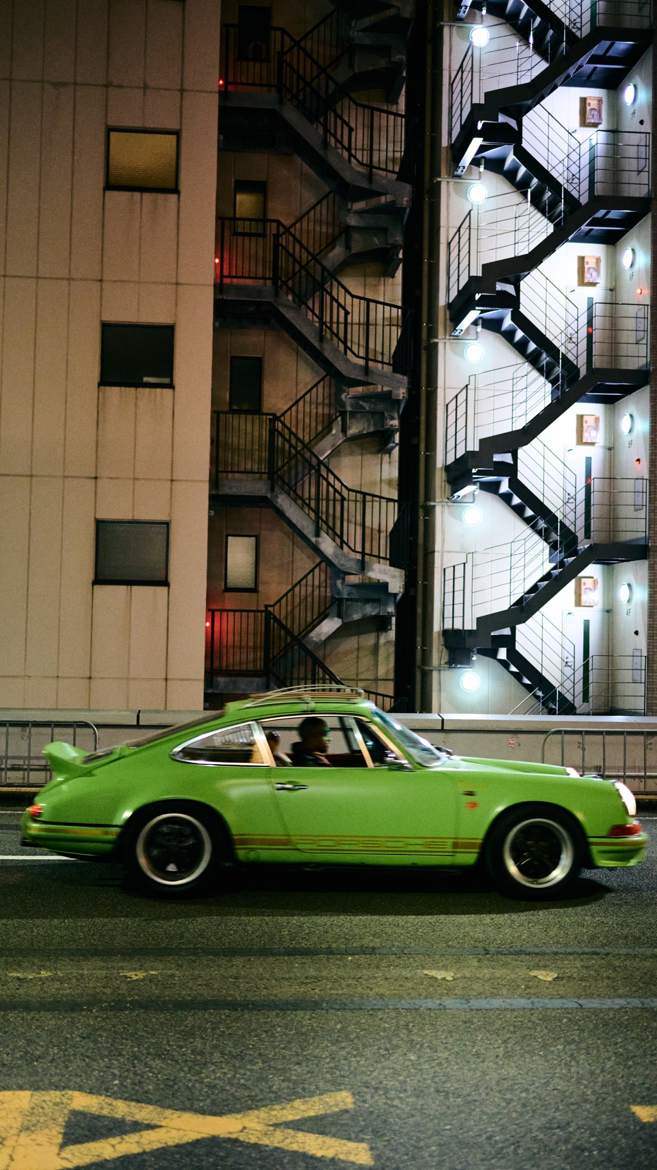 KOVA ZIN — Porsche 911 Tokyo
